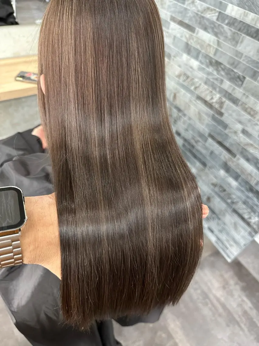 セミロング epi エピのヘアスタイル