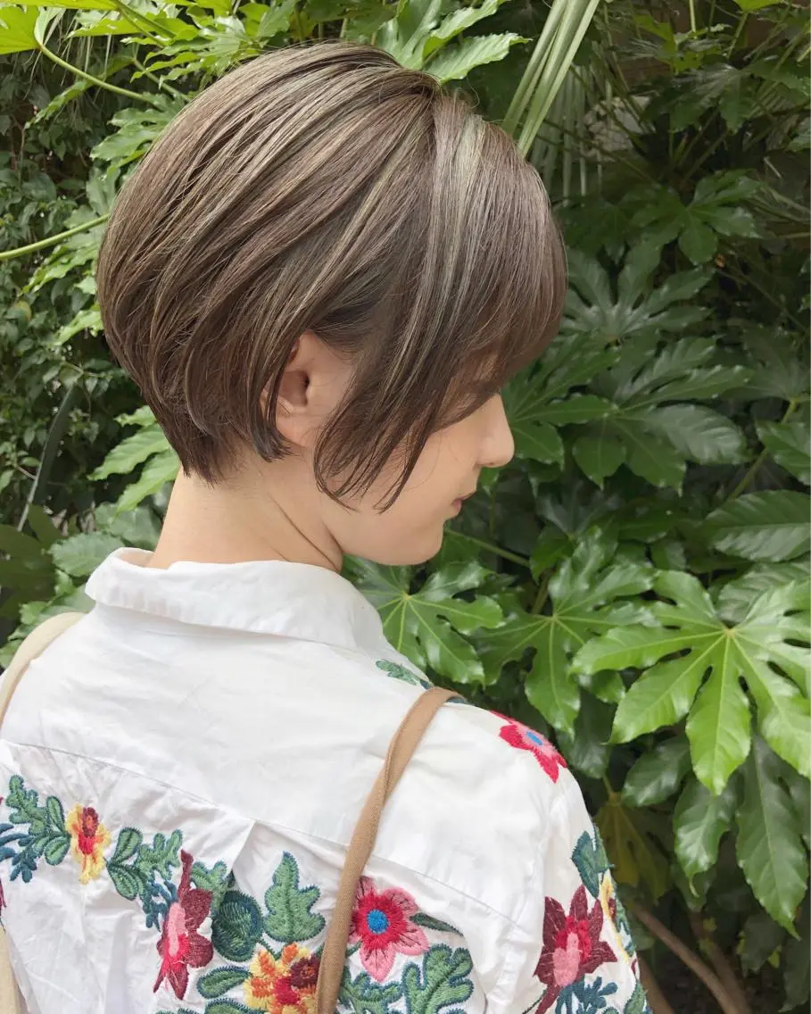 ショート カラー ヘアアレンジ ハイライトカラー ハイライト ショートヘア カット ヘアカラー トリートメント GiseL天神カラー 髪質改善/ブリーチのヘアスタイル
