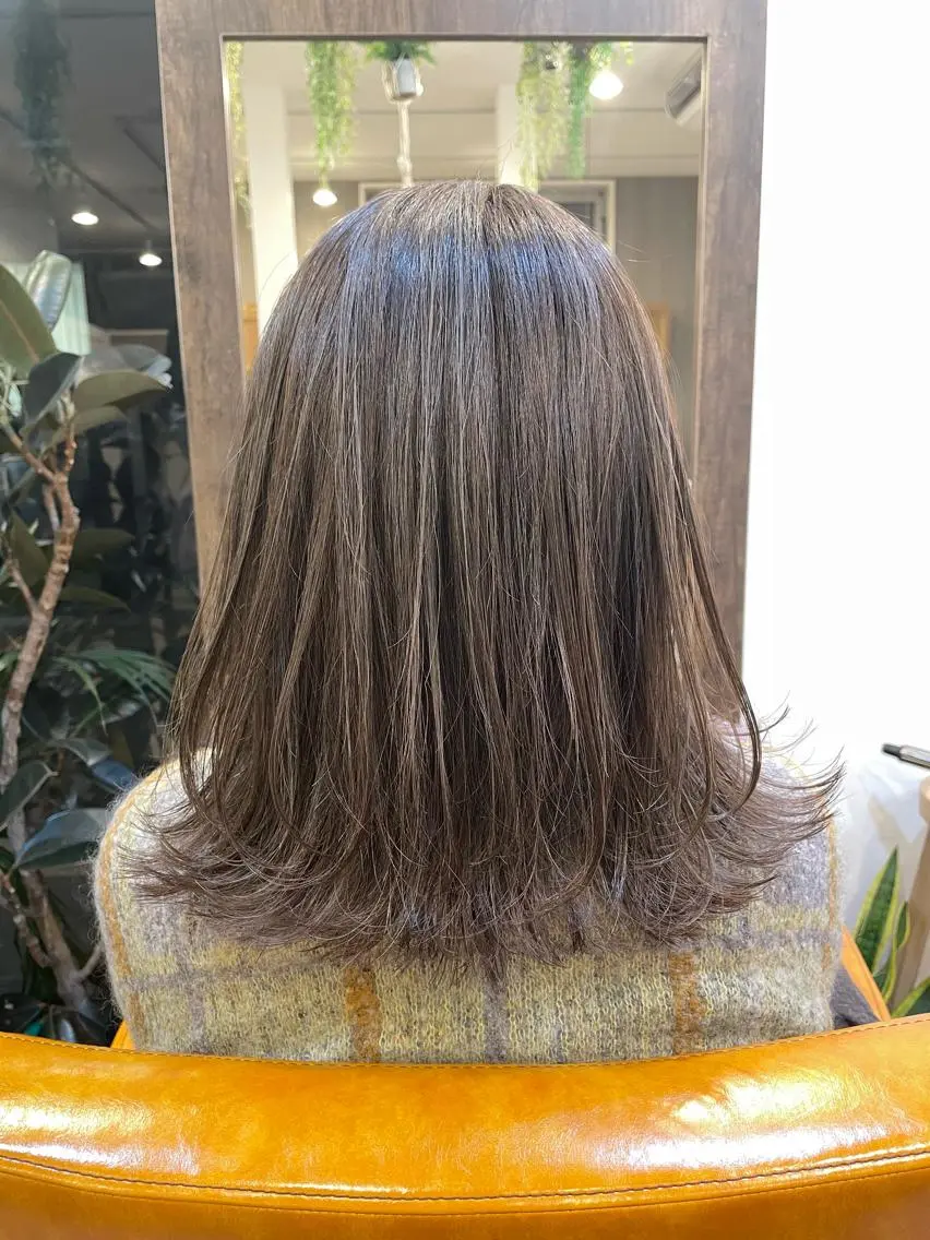 ミディアム ミディアムレイヤー くせ毛 レイヤーカット ミディアムヘア🌼 さきのヘアスタイル