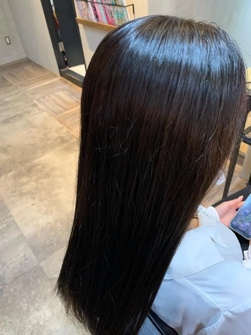 ロング 縮毛矯正 河田 寧生のヘアスタイル