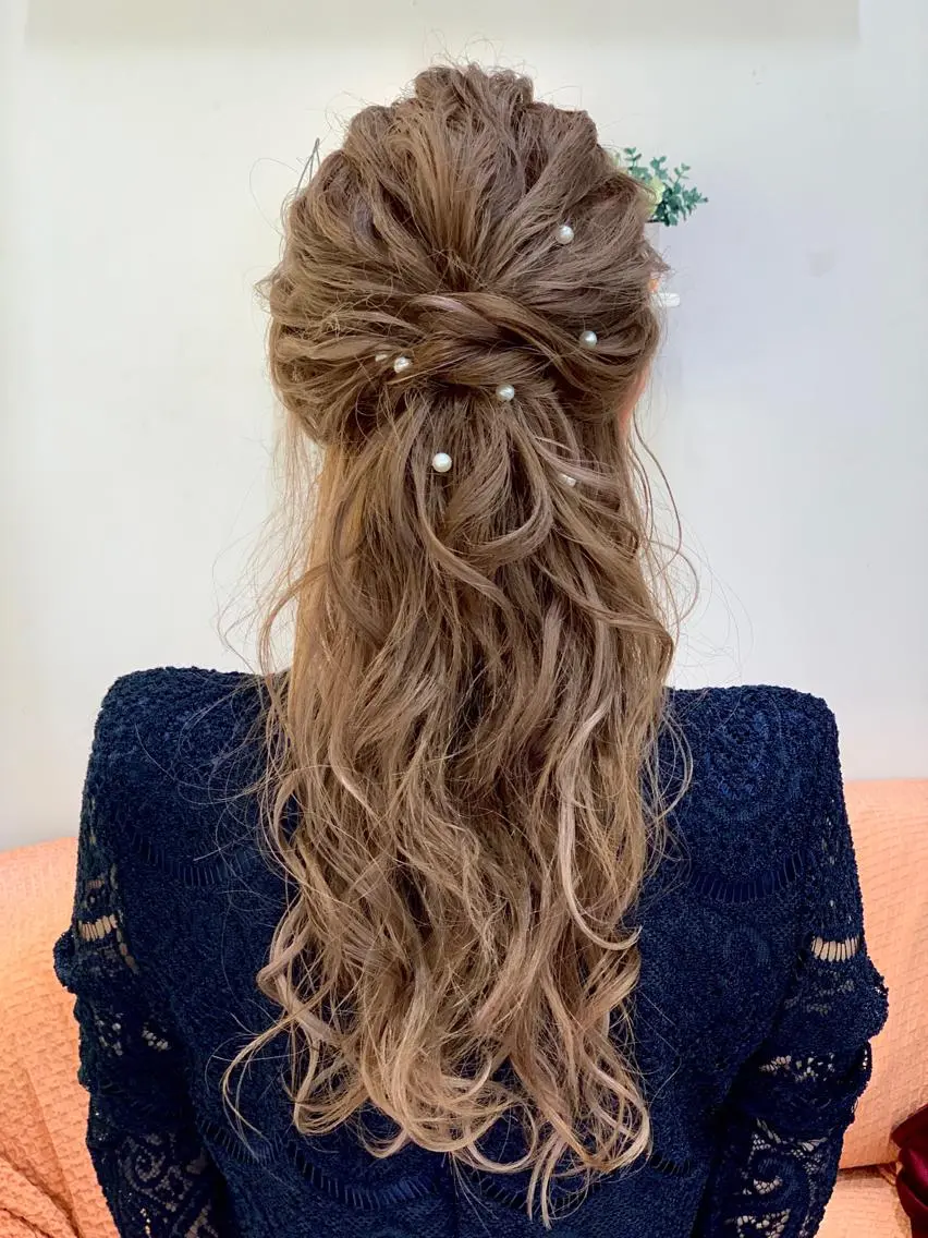 ロング ヘアアレンジ ハーフアップ ヘアセット ヘアアレンジ にいた かづしげのヘアスタイル