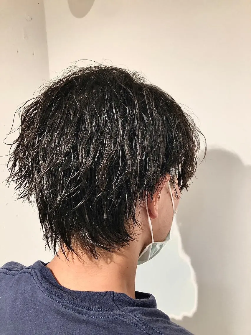 ショート メンズ パーマ アップバング ビジネス マッシュ メンズパーマ メンズツイストパーマ 高橋 英彦のヘアスタイル
