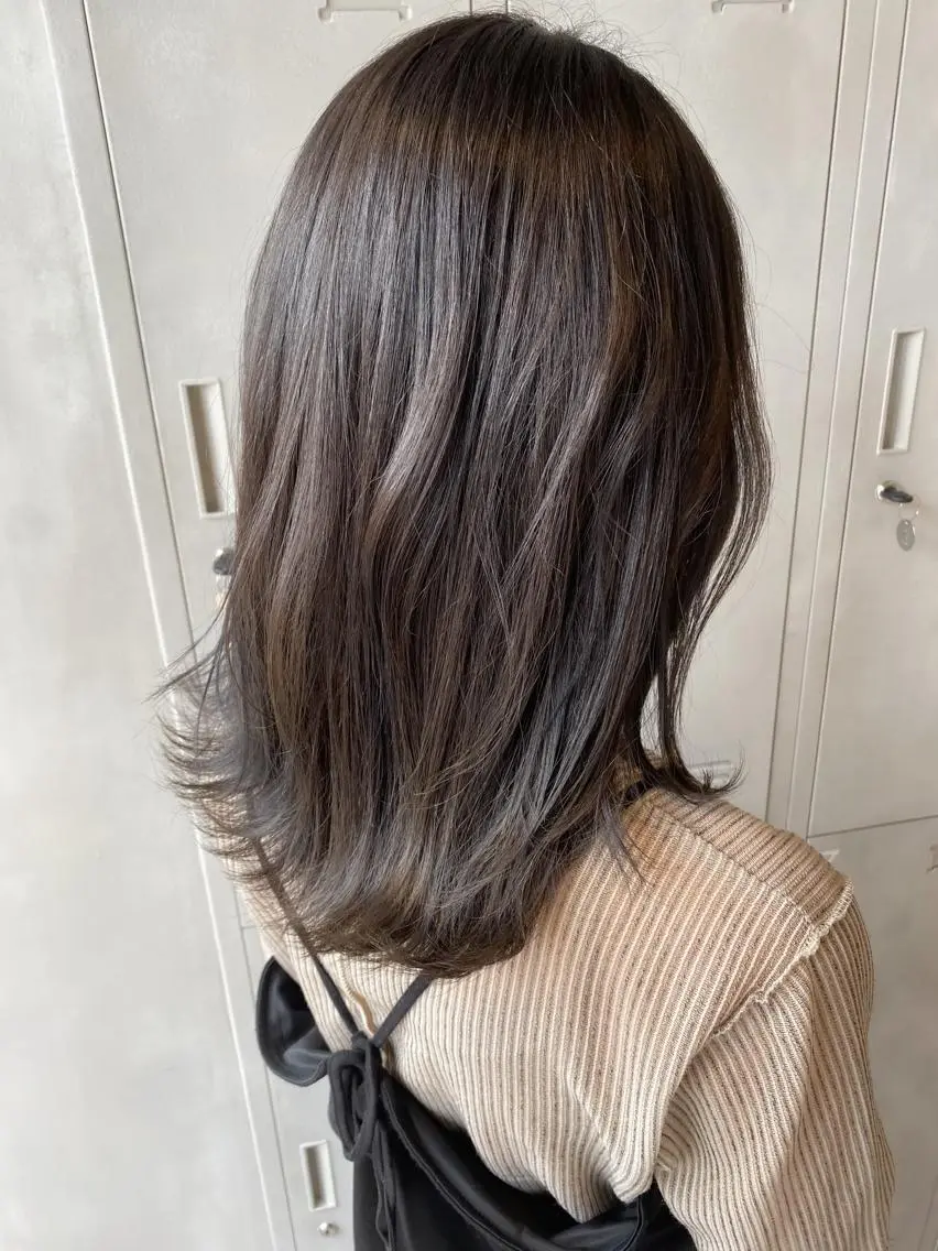 ミディアム カラー カット ヘアカラー トリートメント 【Lei】橋本孝太 レイヤー・美髪矯正のヘアスタイル