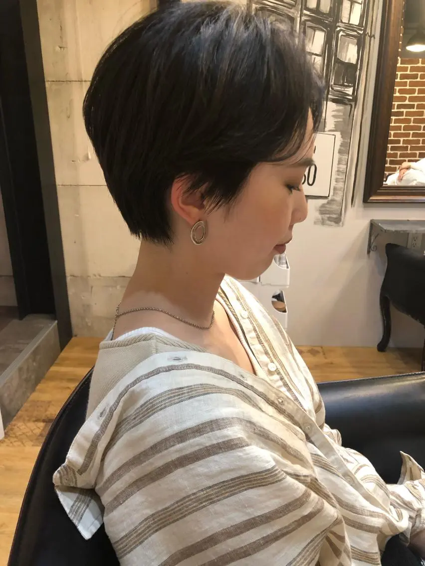 ショート 切りっぱなしボブ ボブ 外国人風カラー ハイライト レイヤーカット ショート職人 美容師【KENTA】のヘアスタイル