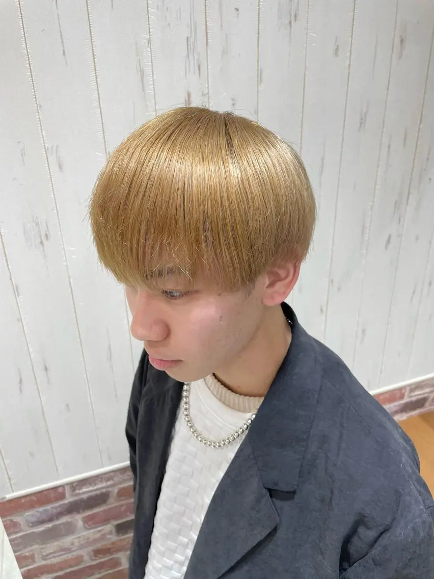 ショート カラー メンズ メンズブリーチ メンズハイライト メンズインナーカラー ブリーチ ケアブリーチ 中嶋 紘夢のヘアスタイル
