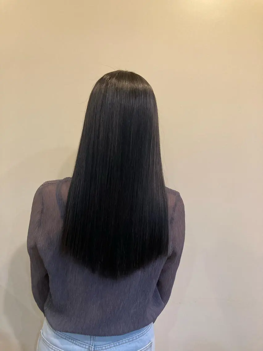 ロング カラー ブルーカラー ブルーグレー 💎髪質改善💎 西森千夏のヘアスタイル