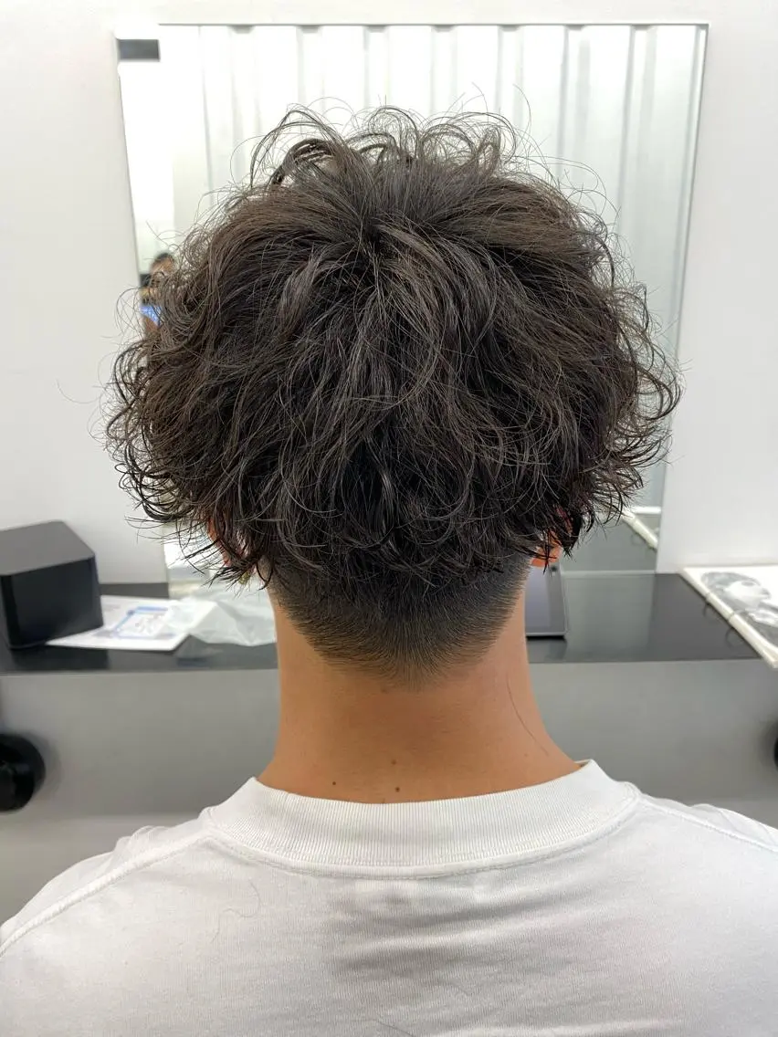 ショート メンズ メンズパーマ 波巻きパーマ カット パーマ ［似合わせヘア］ ✂︎OGURO✂︎のヘアスタイル