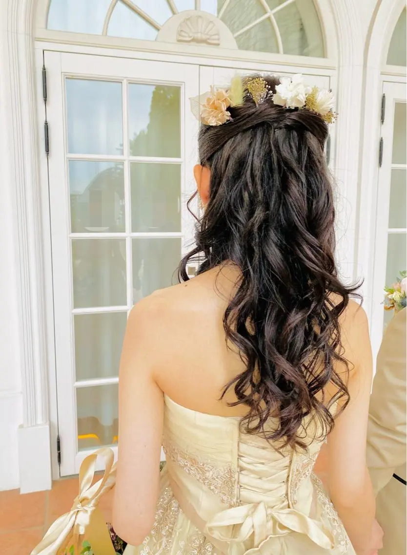 ロング ヘアアレンジ ハーフアップ ヘアセット 鈴木 沙羅のマツエク・マツパデザイン