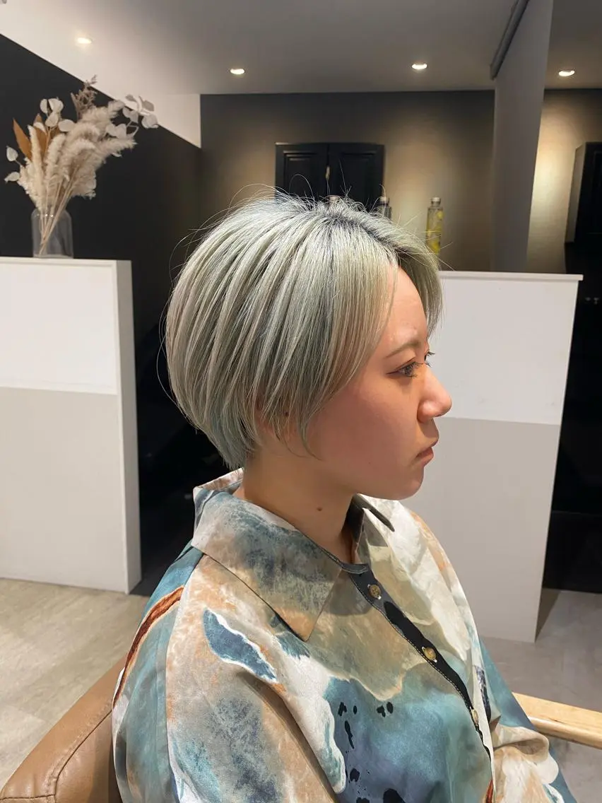ショート カラー くびれヘア ショートヘア クロスパーマ🥇韓国 ヘア🇰🇷濵田航希のヘアスタイル