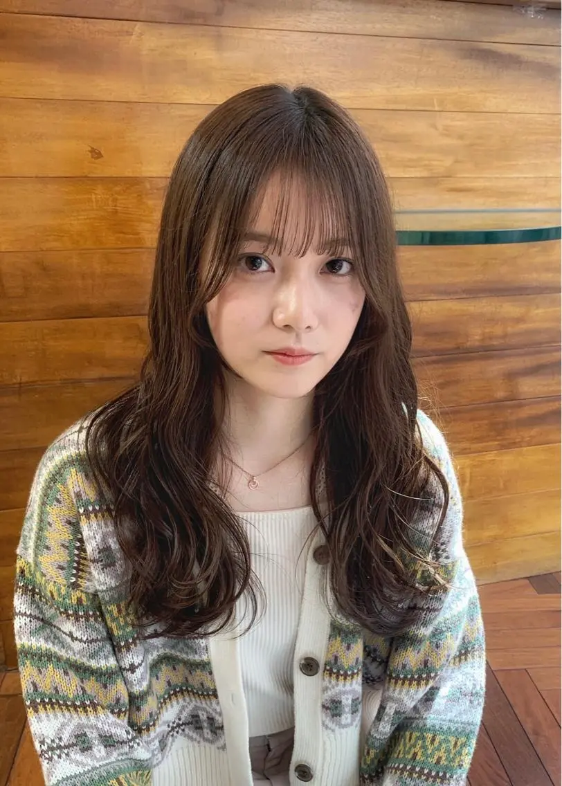 セミロング カラー カット ヘアカラー トリートメント 矢野 晃平のヘアスタイル
