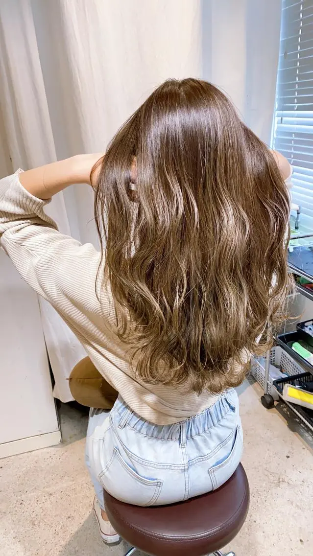 ロング ショートボブ アッシュ ボブ 外国人風カラー ハイライト メンズツイスパ ショートフクヤマシンのヘアスタイル
