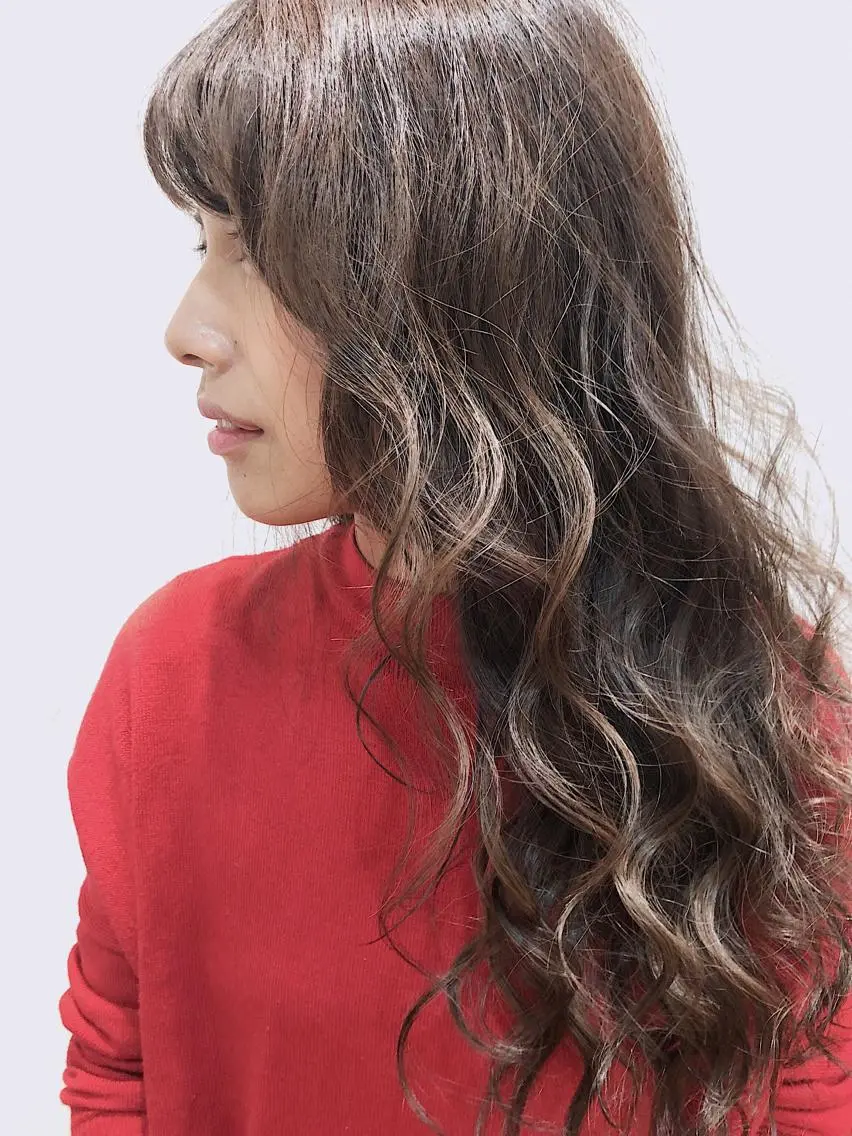 ミディアム カラー グレージュ カット ヘアカラー トリートメント ヘアセット 360°キレイな ショートカットのヘアスタイル