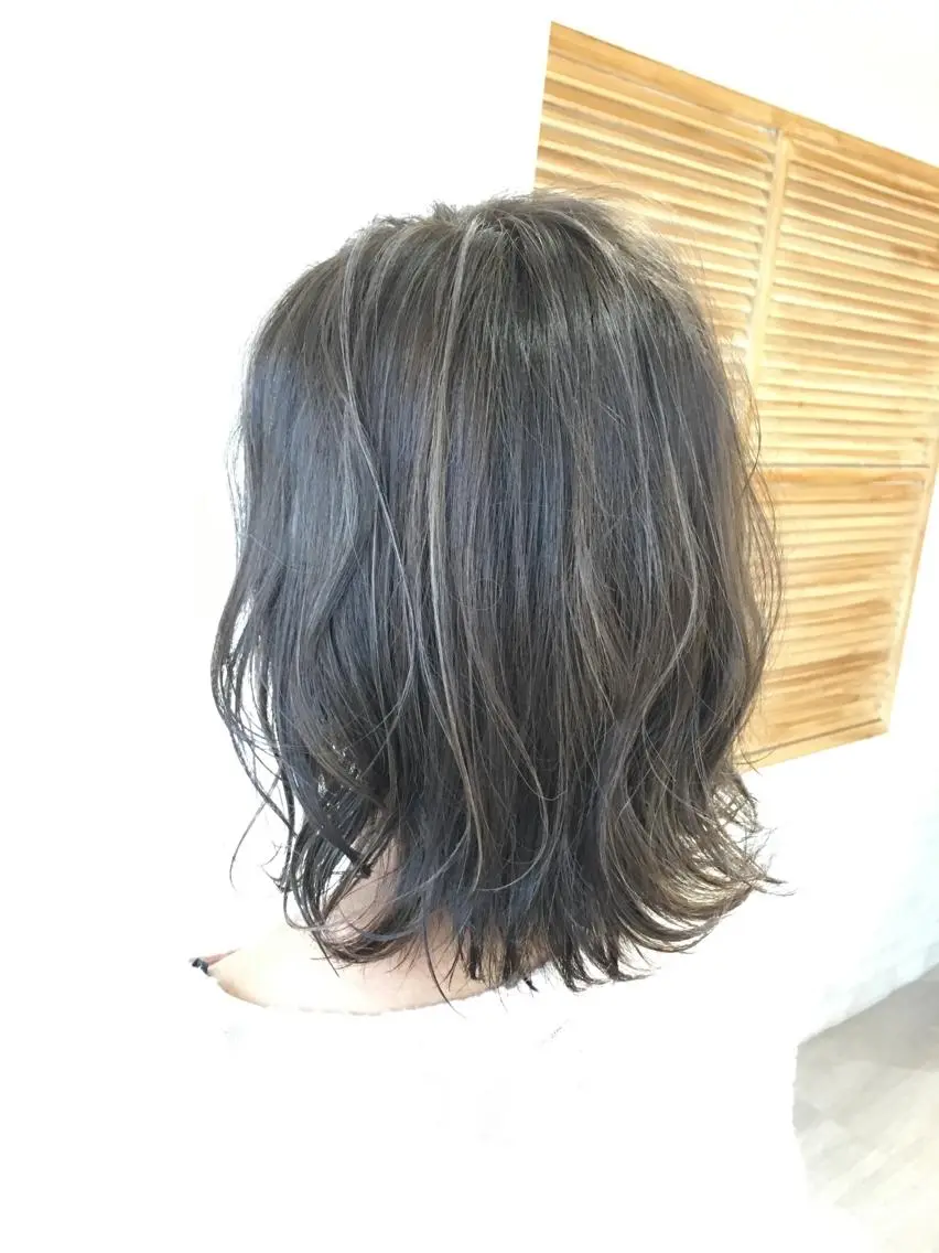 ミディアム ヘアアレンジ カット ヘアカラー トリートメント 金子 富士のヘアスタイル