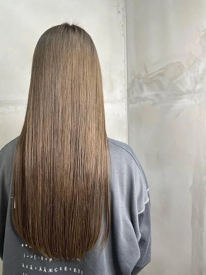 カラー ヘアカラー 益 佑夏のヘアスタイル