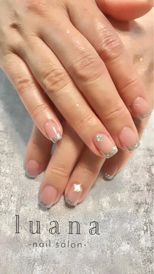 ネイル フレンチネイル ガラスフレンチ luana ネイルサロンのネイルデザイン