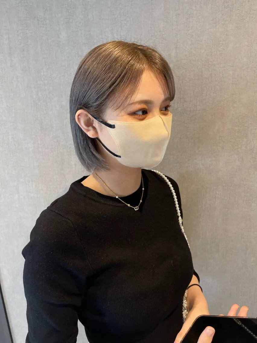 ショート カラー ベージュカラー フォギーベージュ ヘアカラー トリートメント 高品質シールエクステ /艶髪/HIROのヘアスタイル