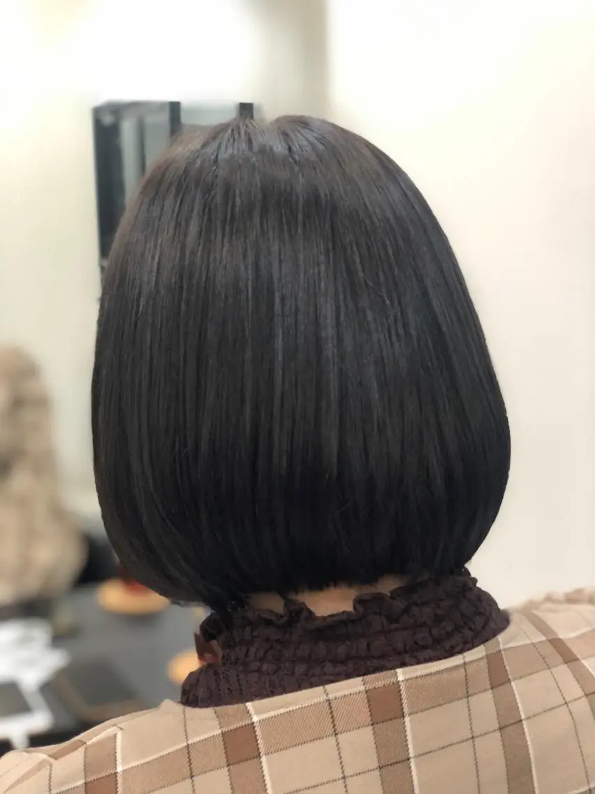 ショート ボブ カット ヘアカラー トリートメント ヘッドスパ 縮毛矯正の達人 ☆ 松本のヘアスタイル