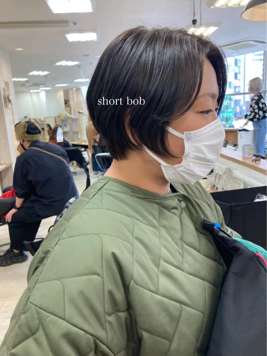 ショート カラー 切りっぱなしボブ ショートボブ ハンサムショート ボブ ショートヘア カット トリートメント 初めてのショート お任せください✂️のヘアスタイル