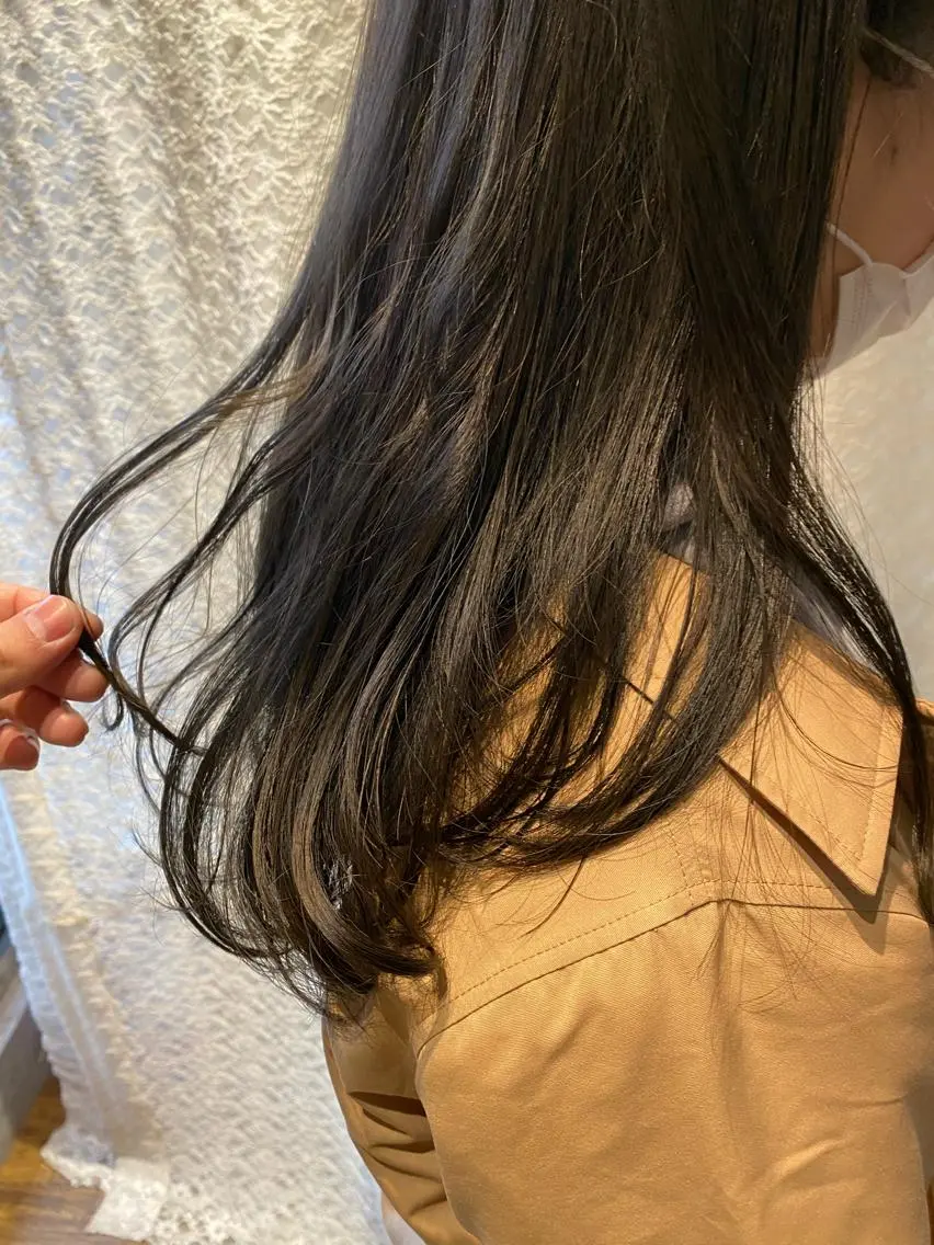 セミロング カット ヘアカラー トリートメント ヒラヤマ ユウスケのヘアスタイル
