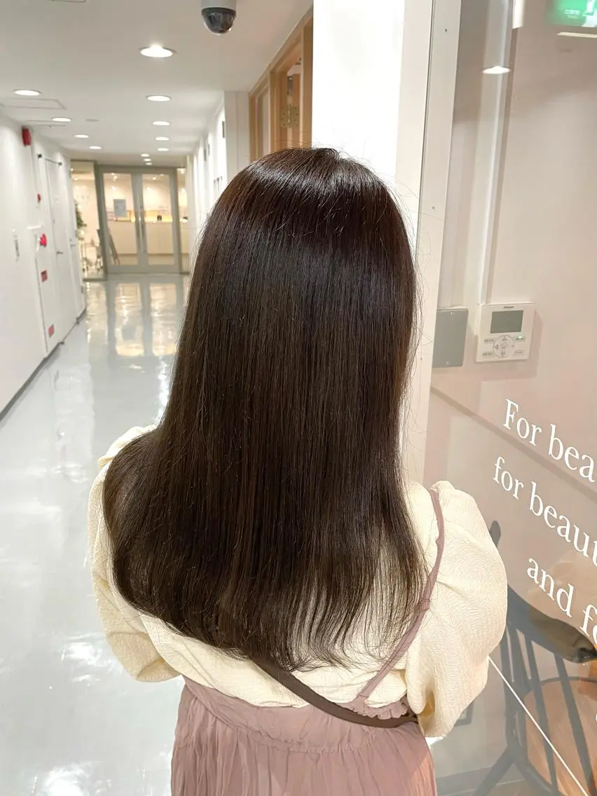 セミロング カラー カット ヘアカラー トリートメント ヘッドスパ 過去一の柔髪ヘア 🌿einshairのヘアスタイル