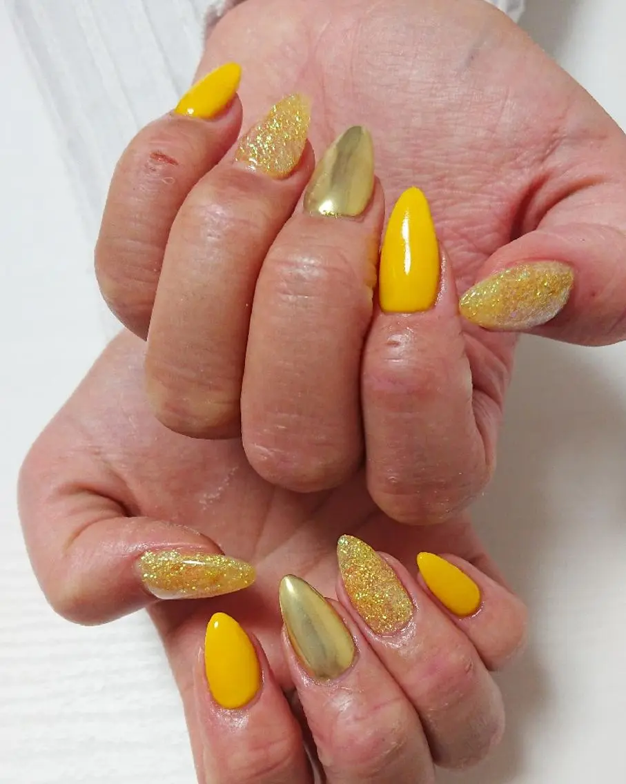 ネイル ラメ(グリッター) ミラーネイル ハンドネイル Lilith Nailのネイルデザイン