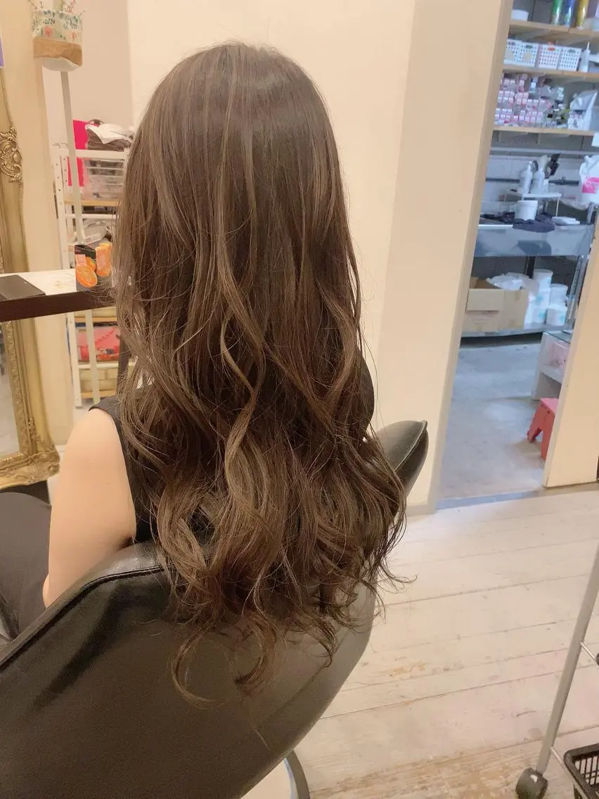 ロング カラー カット ヘアカラー トリートメント 💎JADE GRACE💎のヘアスタイル
