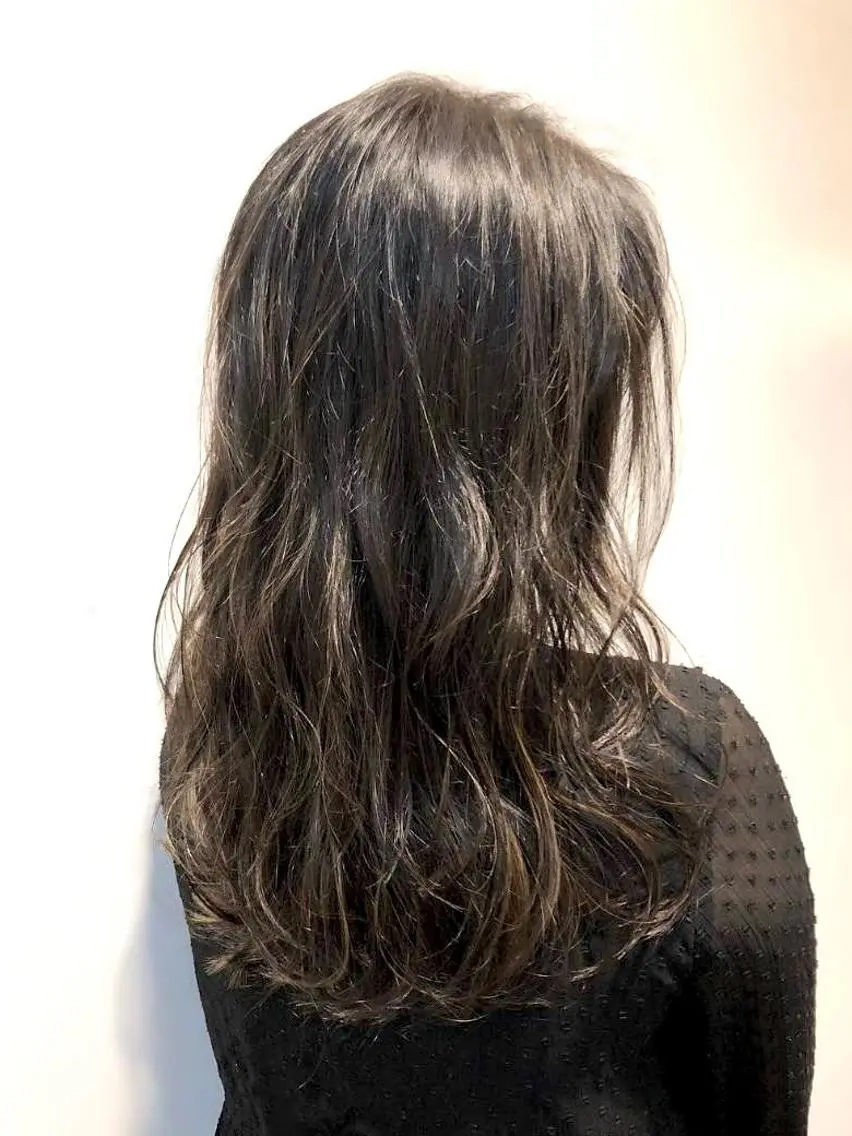 ロング カラー パーマ ヘアアレンジ ハイライトカラー ハイライト 髪質改善✧︎カラー 💎AIM【アイム】のヘアスタイル