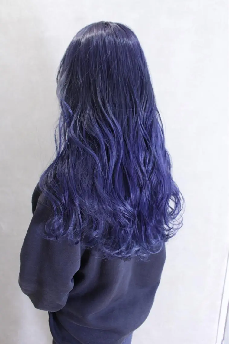 セミロング カラー ヘアアレンジ ブルーカラー ヘアカラー トリートメント lani ブリーチ /ダブルカラーのヘアスタイル