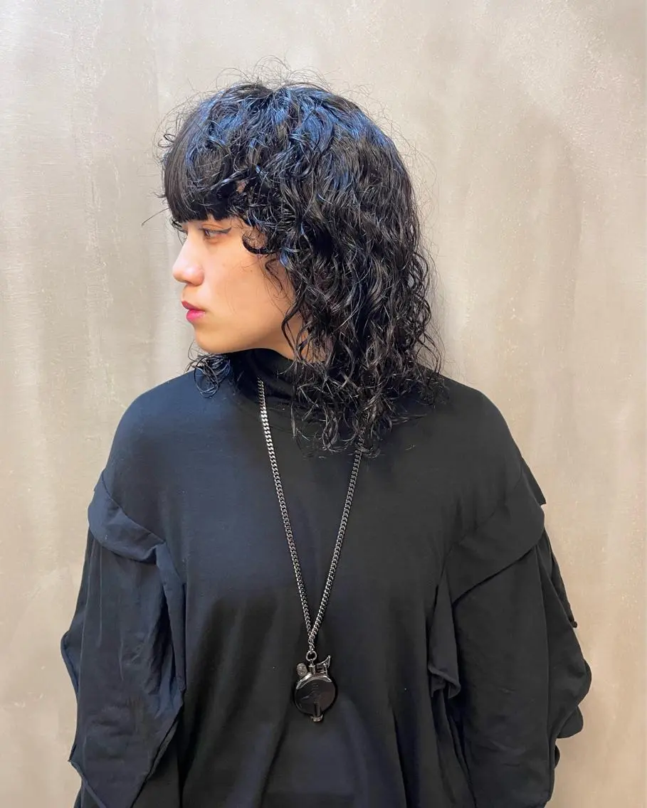ミディアム カラー パーマ ヘアアレンジ メンズ キッズ ネイル マツエク・マツパ アイブロウ ミディアムパーマ メンズパーマ tatsumi/ボブ ウルフ/レイヤーのヘアスタイル