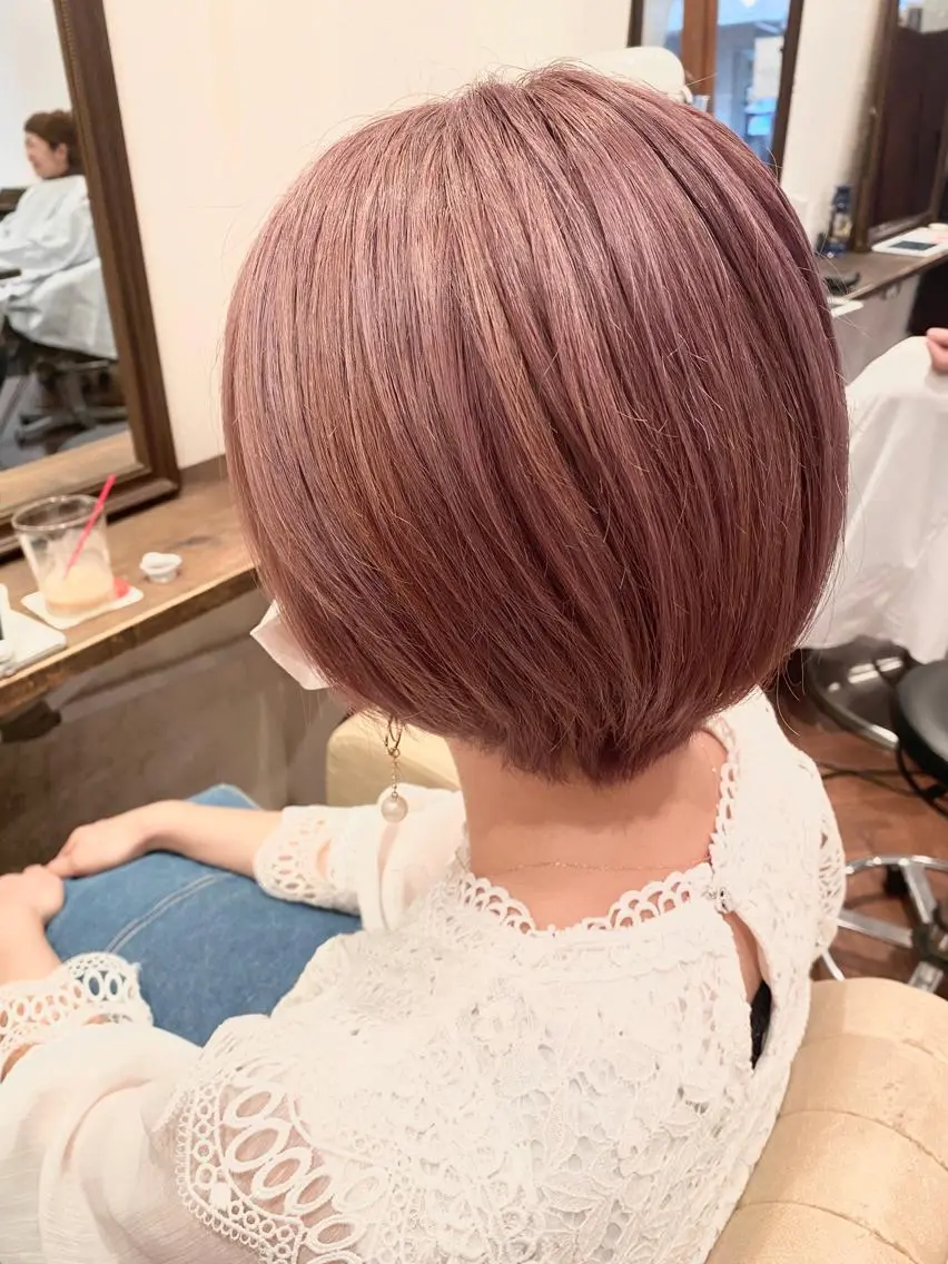 ショート カラー ハイライトカラー ピンクカラー ハイライト 🌈🌸あおき みちる🌟💗のヘアスタイル