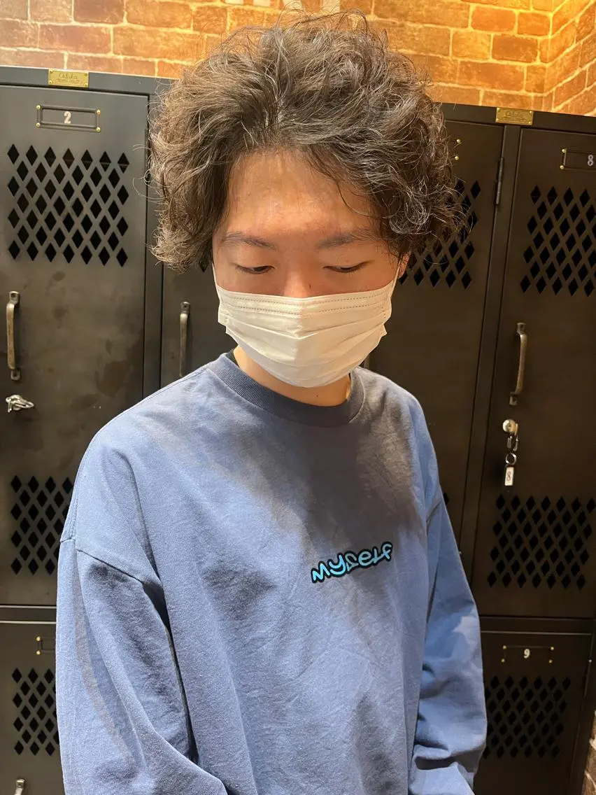 ショート カラー パーマ ヘアアレンジ メンズ キッズ ネイル マツエク・マツパ アイブロウ メンズブリーチ メンズハイライト メンズインナーカラー メンズ韓国風 ブリーチ 久木原 ゆりのヘアスタイル