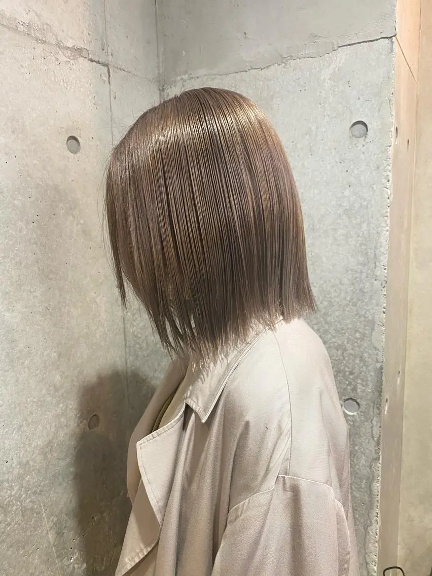 ミディアム カラー バレイヤージュ ベージュカラー ブリーチ ケアブリーチ 透明感カラー カット トリートメント opus 店長大和 レイヤー/赤み消しのヘアスタイル