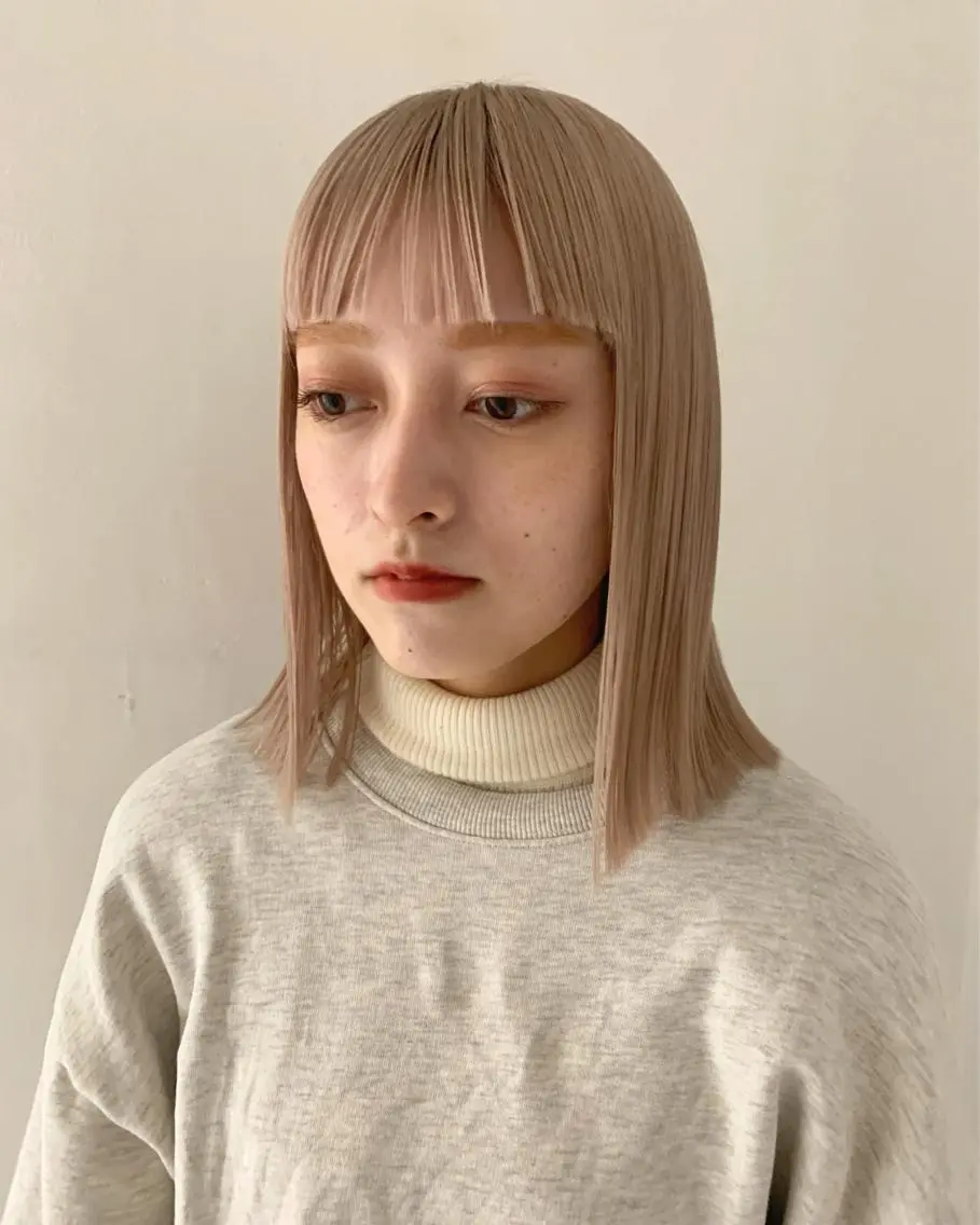 ミディアム カラー ブリーチカラーが人気 onnuのヘアスタイル