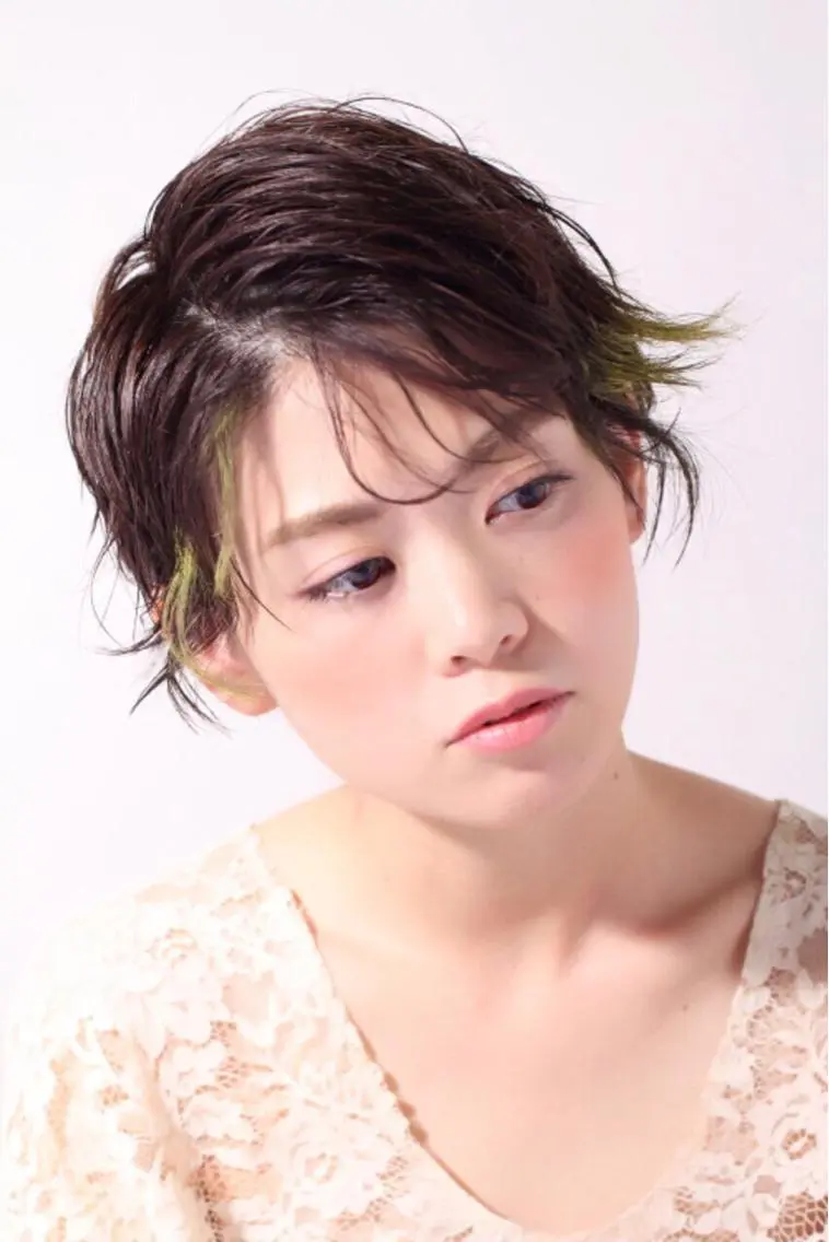 ショート ショートレイヤー レイヤーカット ショートヘア 中野 恵脩のヘアスタイル