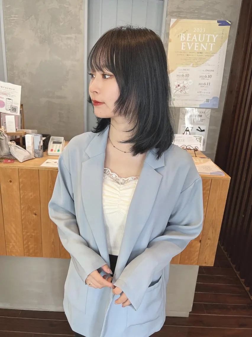 ミディアム ボブレイヤー ボブ レイヤーカット 具志 正太のヘアスタイル