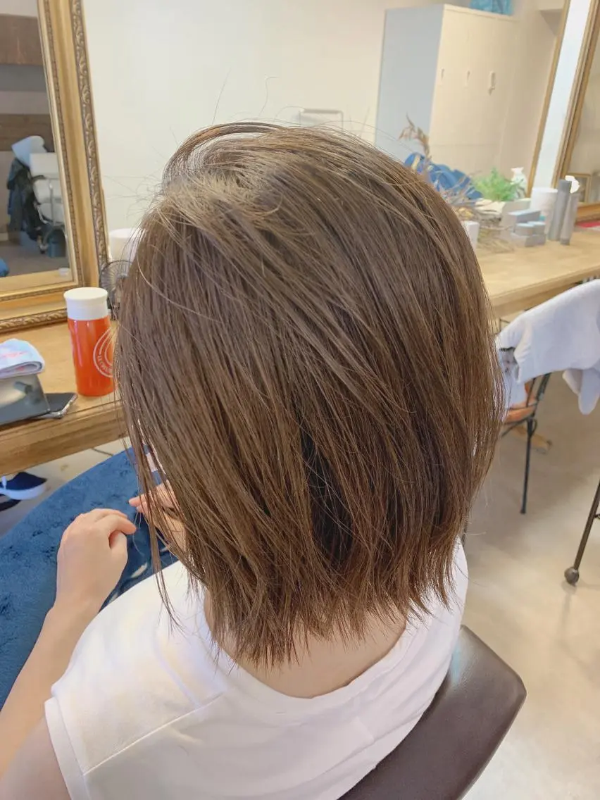 ショート ボブ カット ヘアカラー パーマ トリートメント ヘアセット 土井 貴司のヘアスタイル