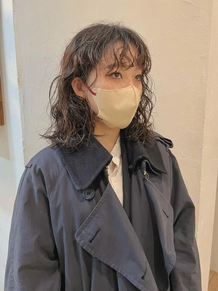 ミディアム パーマ ミディアムパーマ おくれ毛 ショート& パーマ　坂本のヘアスタイル