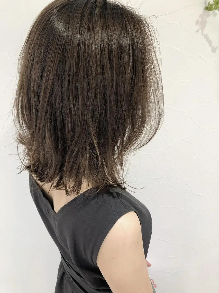 ミディアム カラー ヘアアレンジ ネイル マツエク・マツパ アディクシーカラー ブリーチ 透明感カラー エドルカラー ハイライトカラー 夜23時まで予約🉑 reverieあきらのヘアスタイル