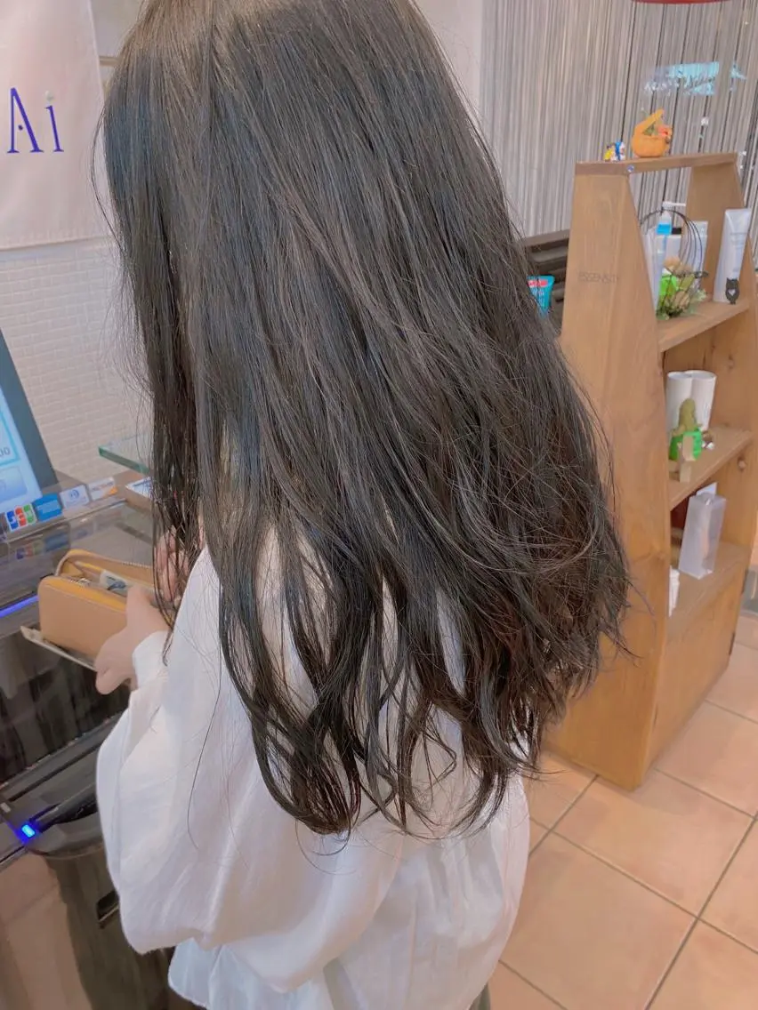 ロング ヘアカラー カラー特化 横川　翔希のヘアスタイル