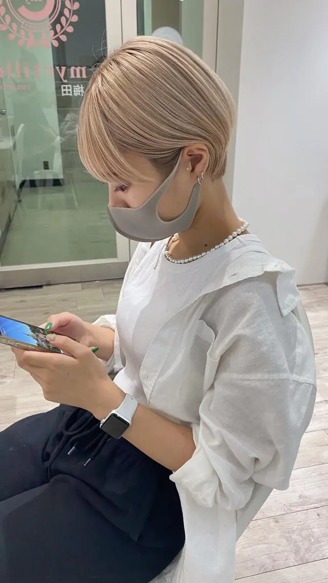 ショート カラー カット ヘアカラー トリートメント ハイトーンカラー 🩷NANAのヘアスタイル