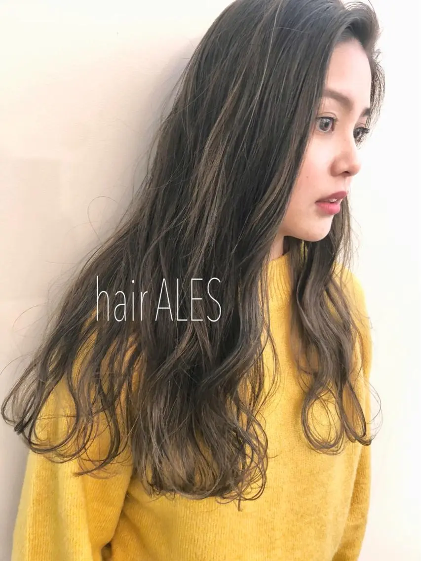 ロング カラー エクステ ハイトーン 💭黒崎ハルカのヘアスタイル