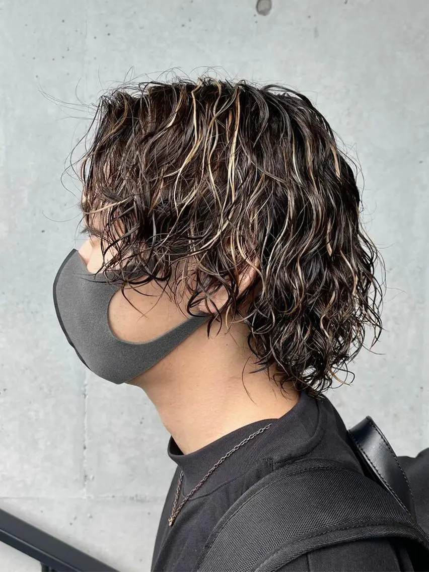 パーマ メンズサロン AXLのヘアスタイル
