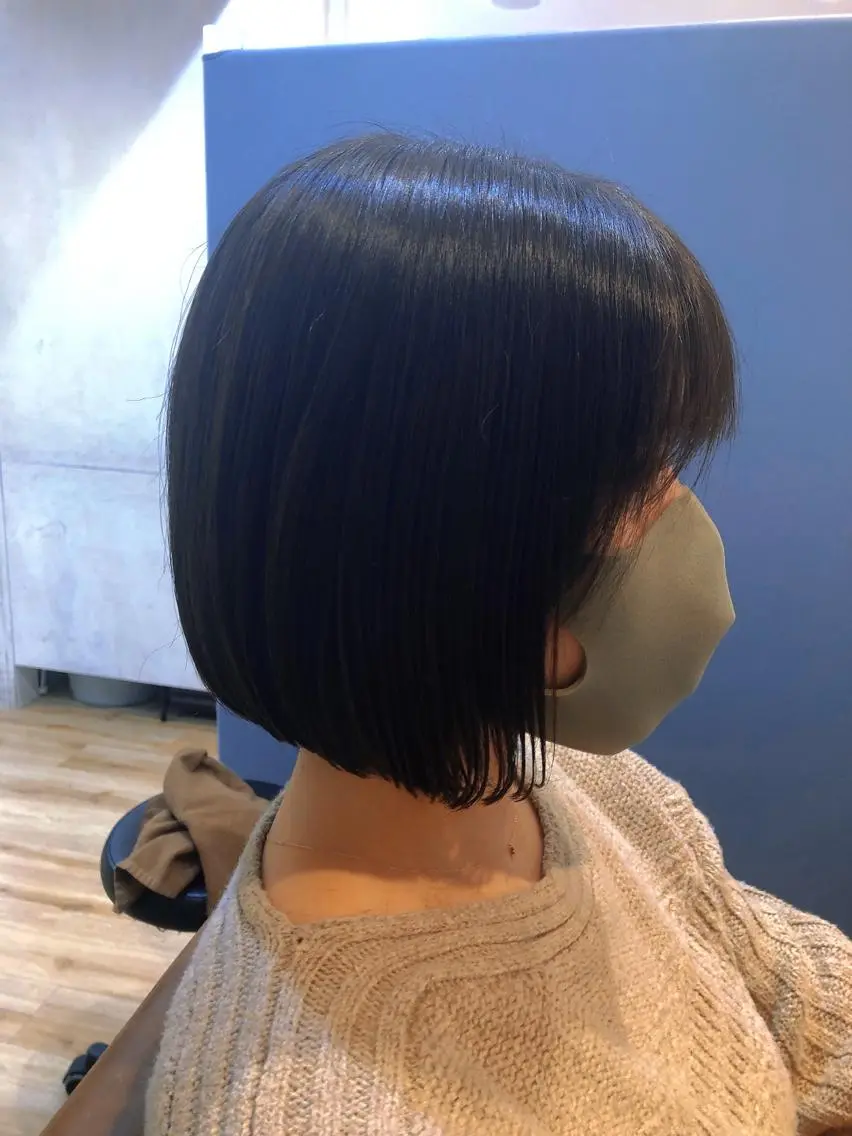 ショート ボブ 杉野 凜のヘアスタイル