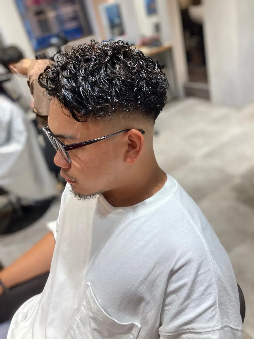 メンズ カット パーマ メンズ特化 TAKUYAのヘアスタイル