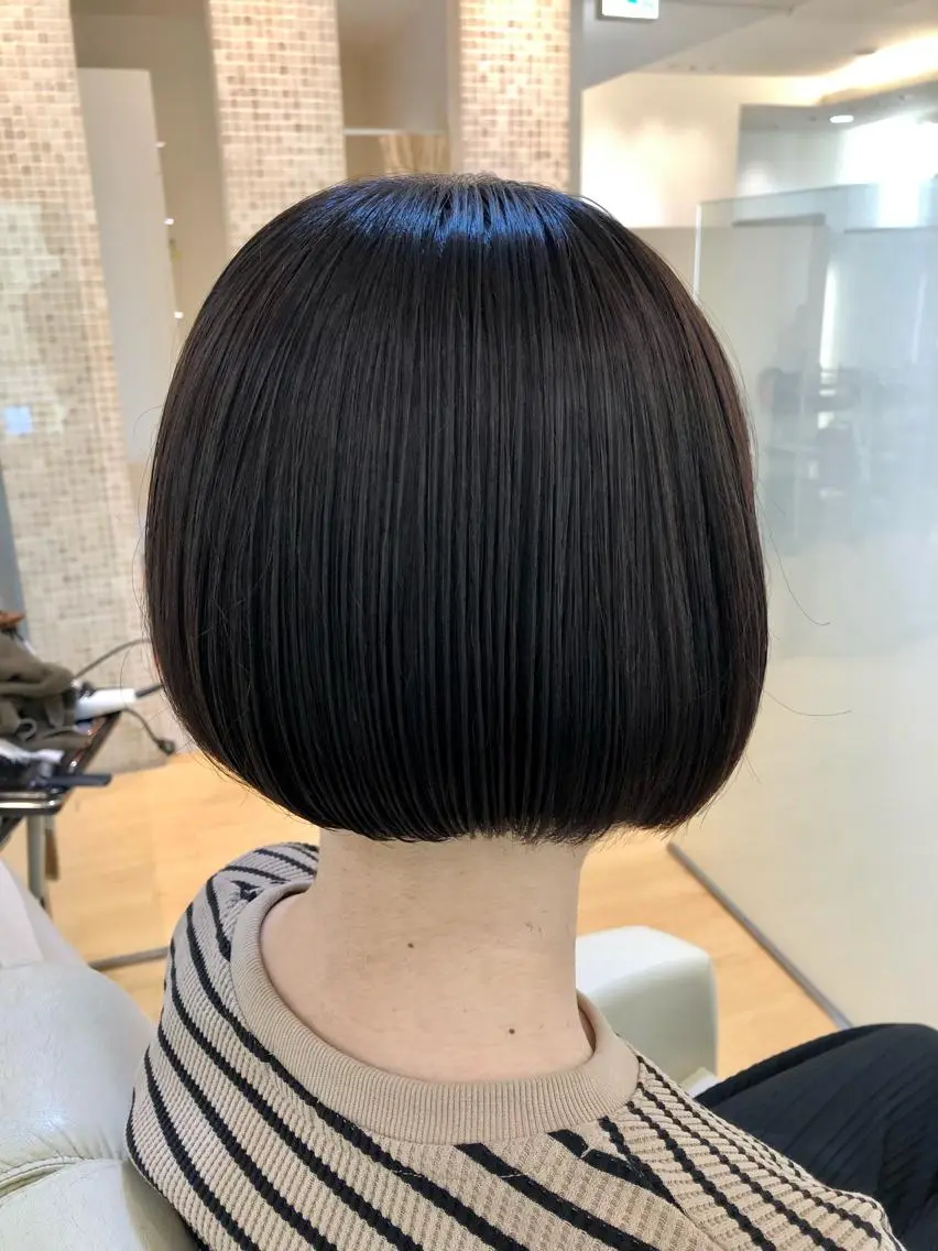 ショート メンズ ボブ 山岡 徹也のヘアスタイル