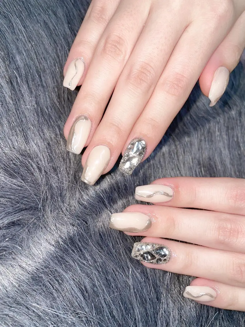 ショート ネイル ハンドネイル 《LB》ラブリエ Nail&eyeのマツエク・マツパデザイン