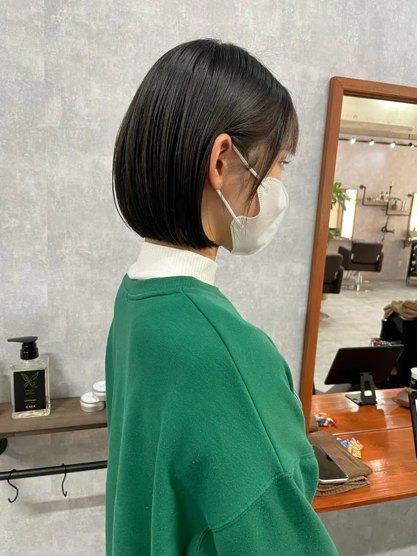 ショート 切りっぱなしボブ ショートボブ ハンサムショート 丸みショート アッシュ モテ髪/ボブ/ショー ト/アダチフウトのヘアスタイル