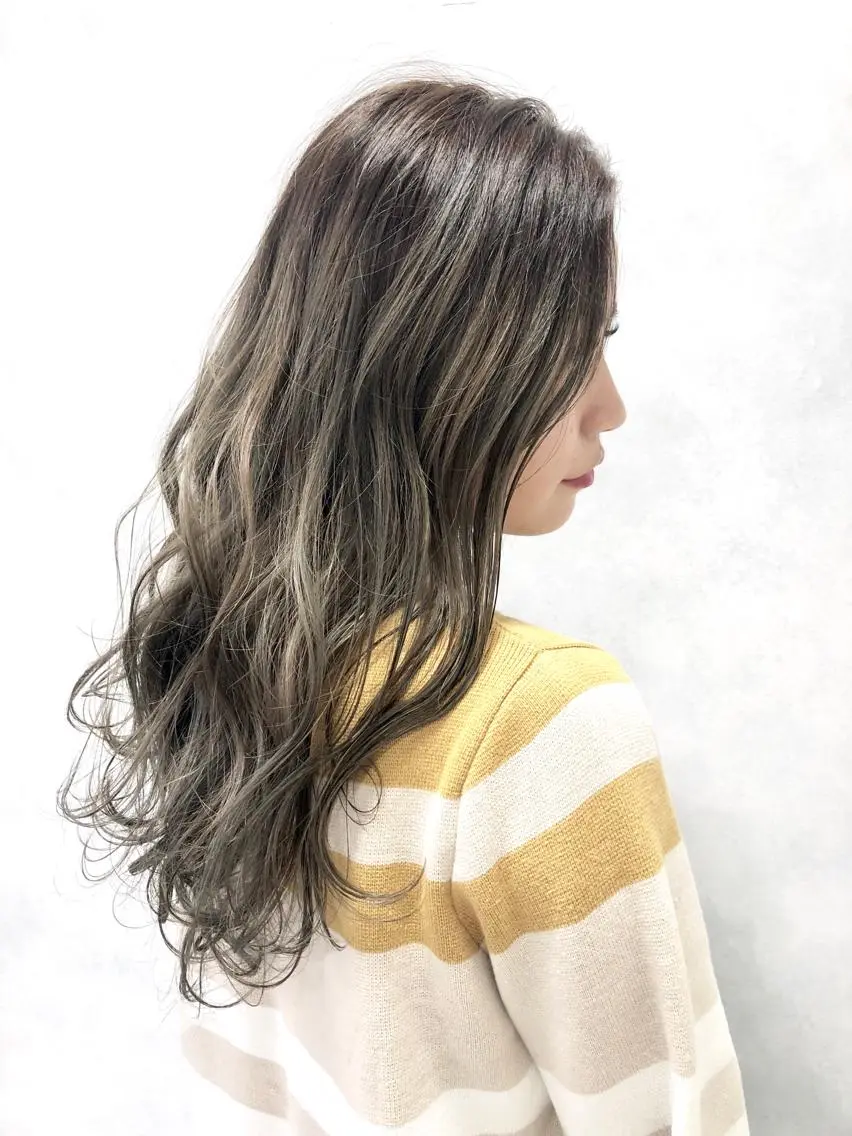 セミロング ヘアカラー トリートメント 小澤大輔 YOLO hairのヘアスタイル