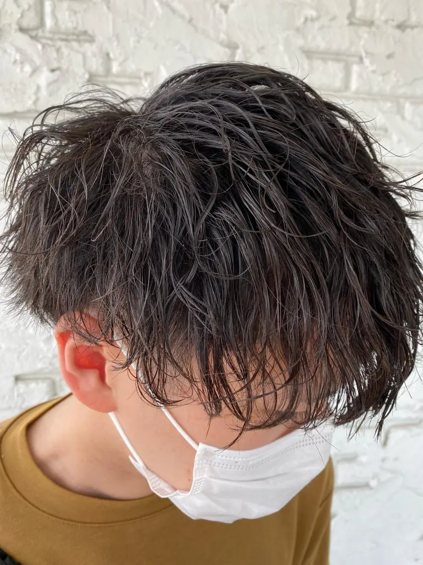 パーマ メンズ カット パーマ 尾崎 優也のヘアスタイル