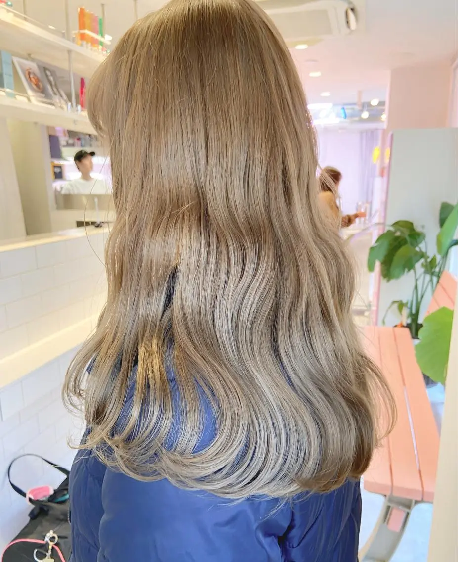 ロング カラー ヘアアレンジ ベージュカラー 天神レイヤーカット No.1💖マユカのヘアスタイル
